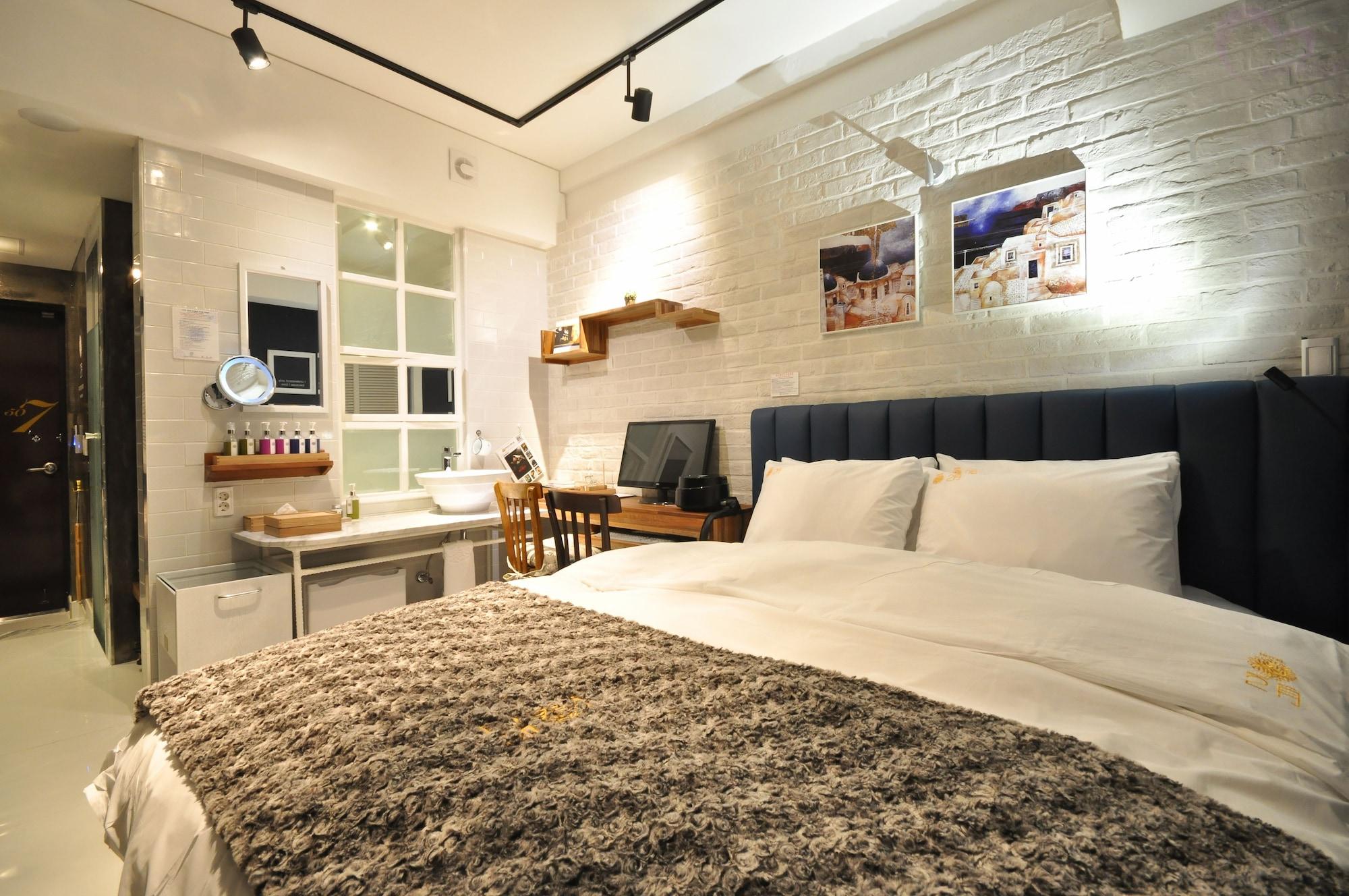 February Hotel Apsan แทกู ภายนอก รูปภาพ