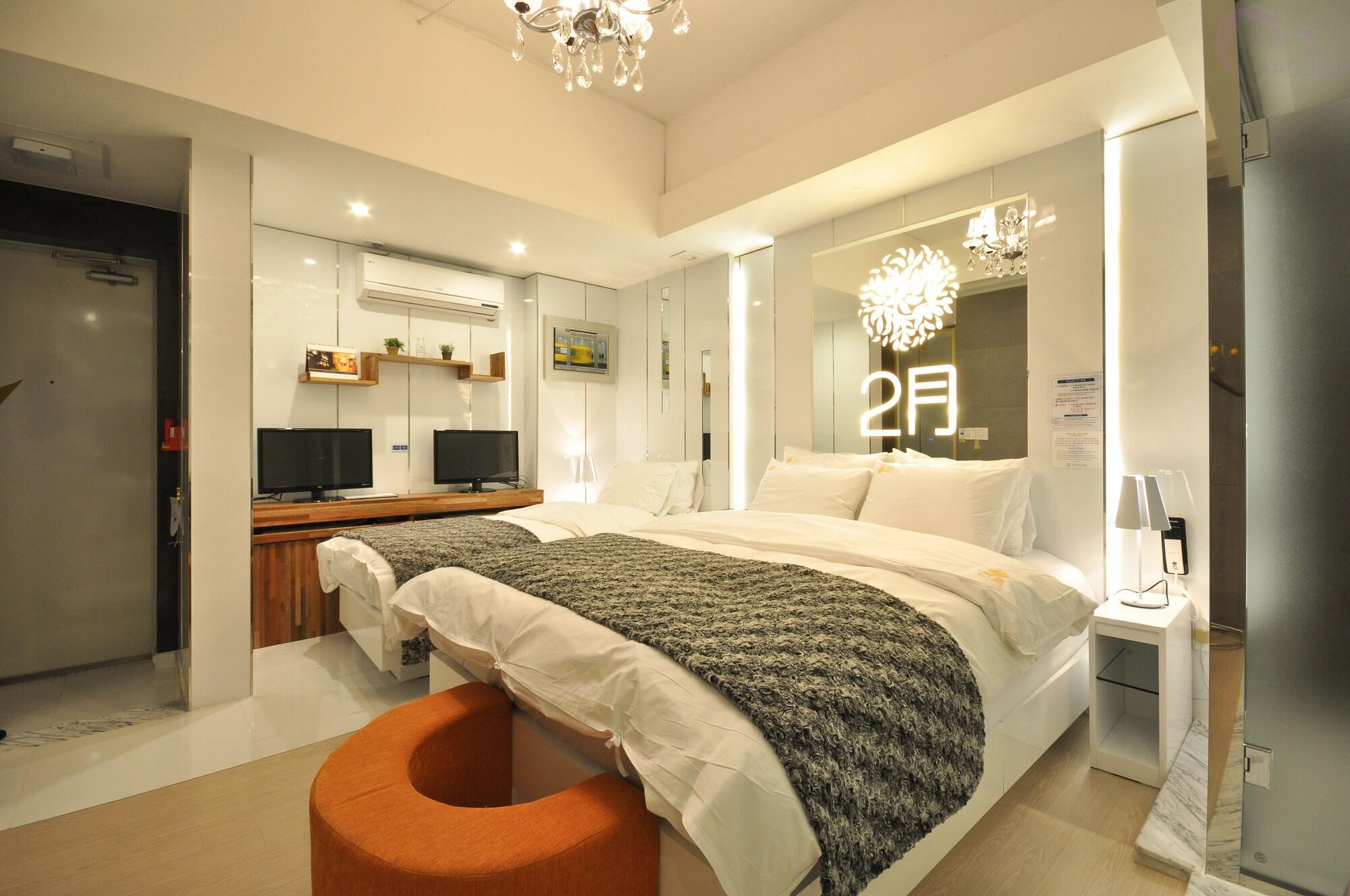 February Hotel Apsan แทกู ภายนอก รูปภาพ