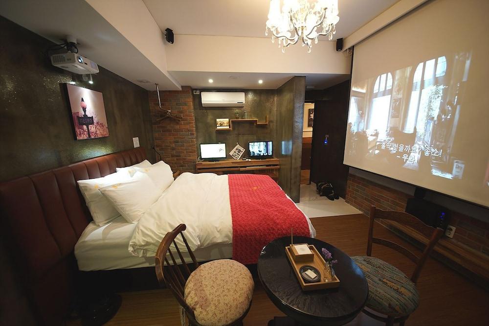 February Hotel Apsan แทกู ภายนอก รูปภาพ