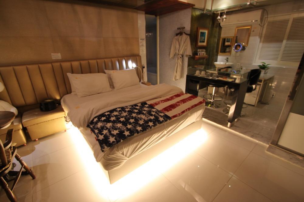 February Hotel Apsan แทกู ภายนอก รูปภาพ