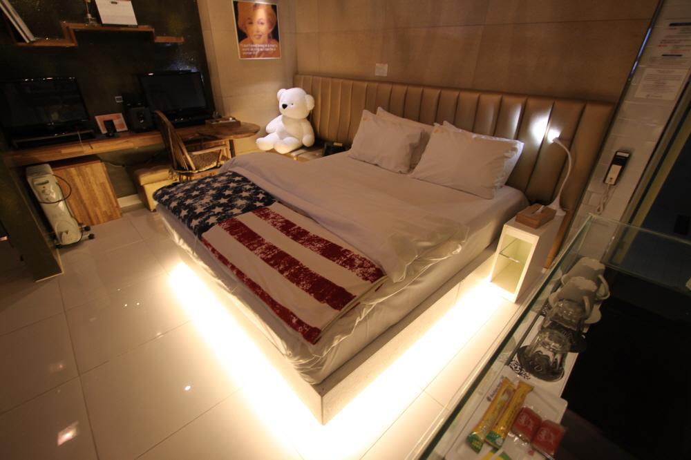 February Hotel Apsan แทกู ภายนอก รูปภาพ