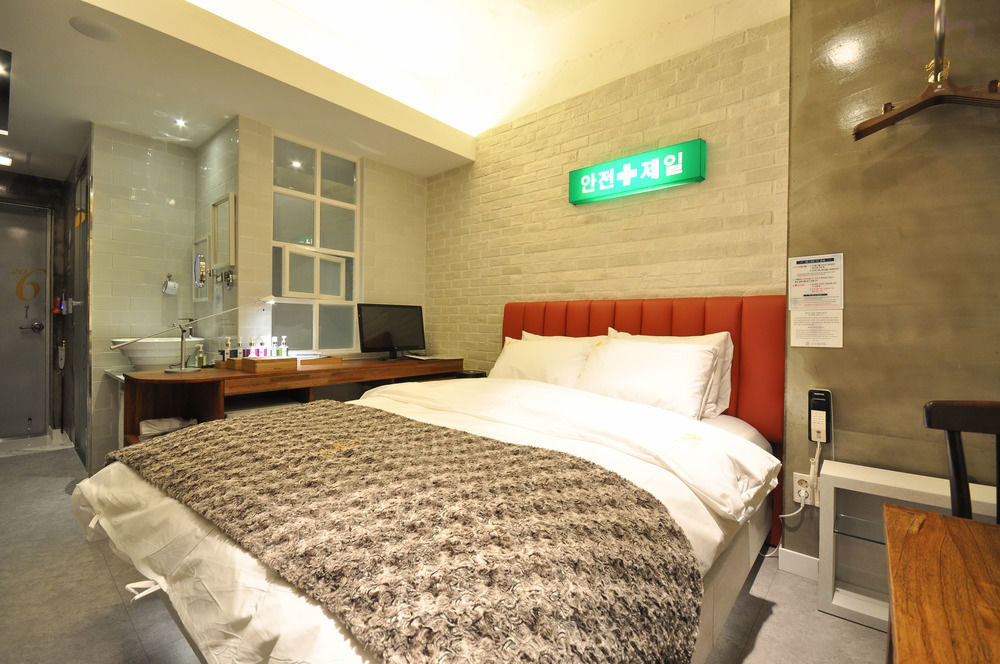 February Hotel Apsan แทกู ภายนอก รูปภาพ